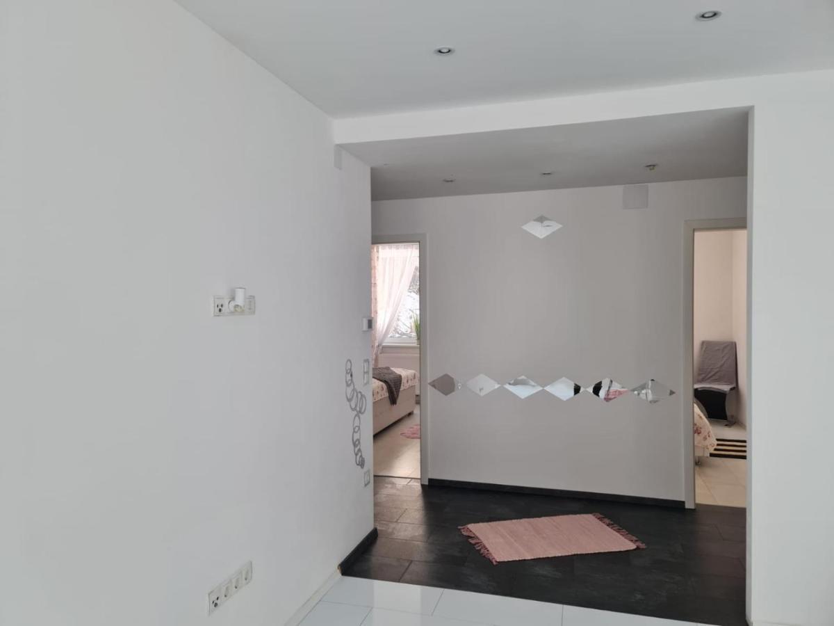 Deea Apartment Schottwien Luaran gambar